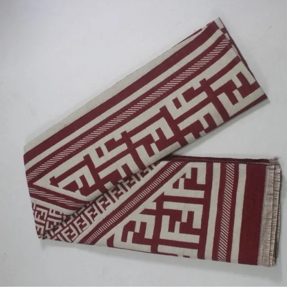 Authentic Fendi Scarf Stole Shawl 65% Cashmere 35% Silk Multicolor Used - Picture 7 of 9